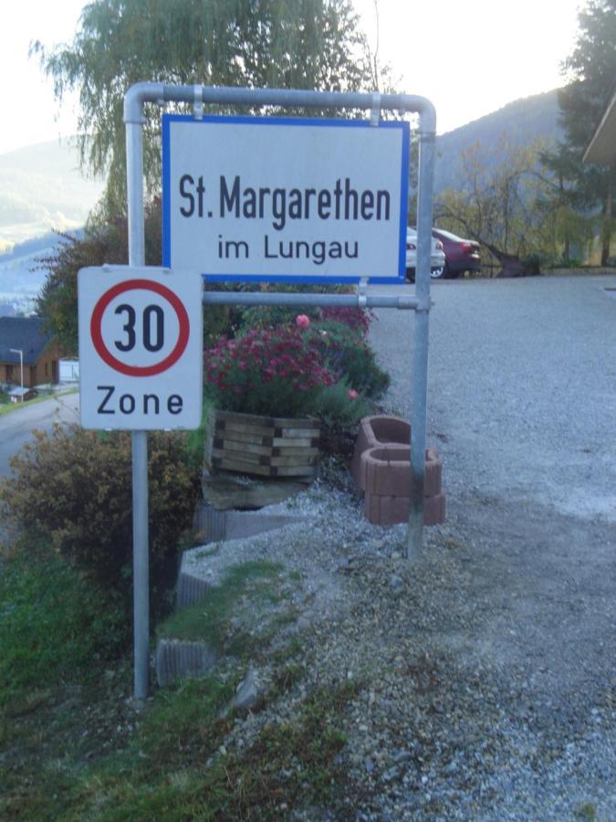 Hotel Pension Schwaiger Sankt Margarethen im Lungau Dış mekan fotoğraf