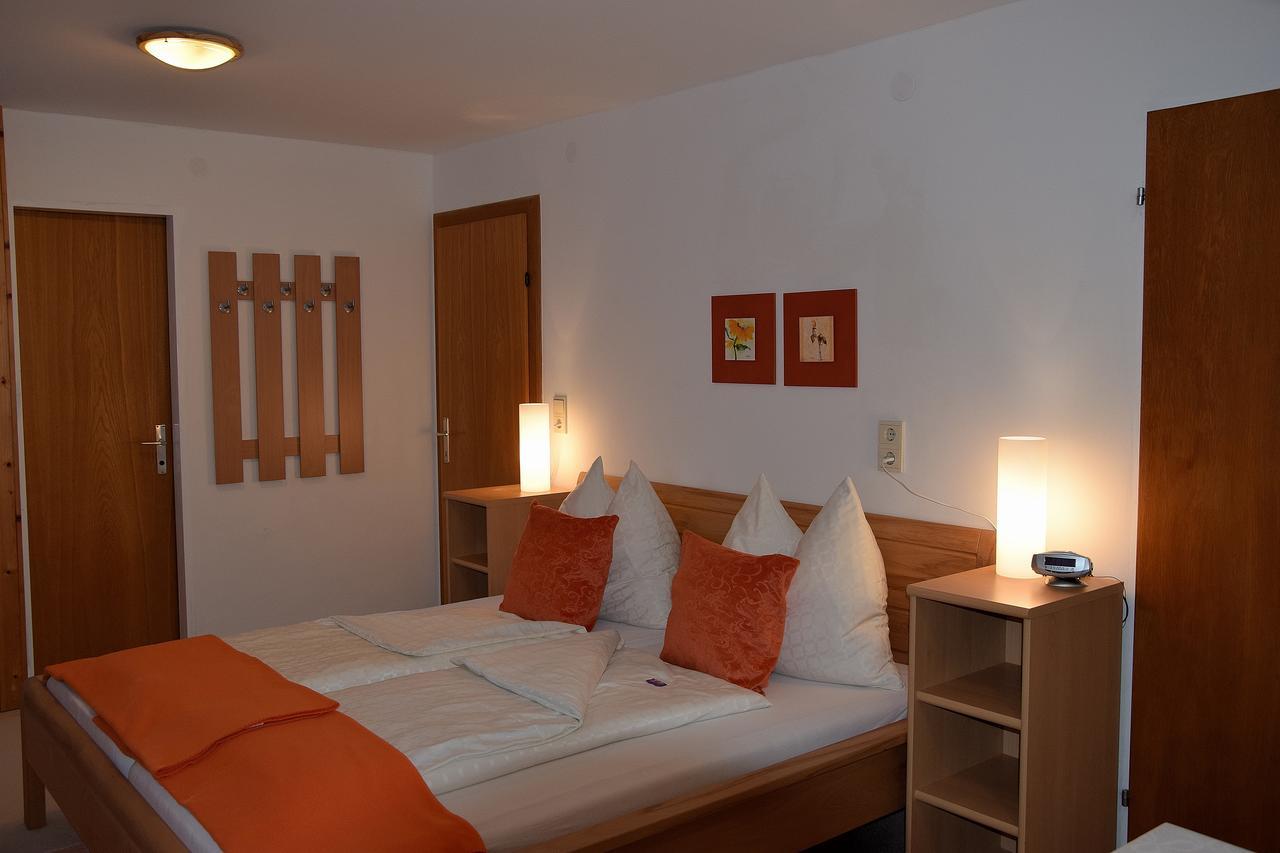 Hotel Pension Schwaiger Sankt Margarethen im Lungau Dış mekan fotoğraf